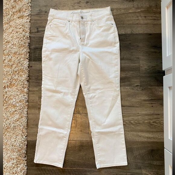 WOMENS EDDIE BAUER HIGH RISE JEANS SIZE 6 - Picture 1 of 3